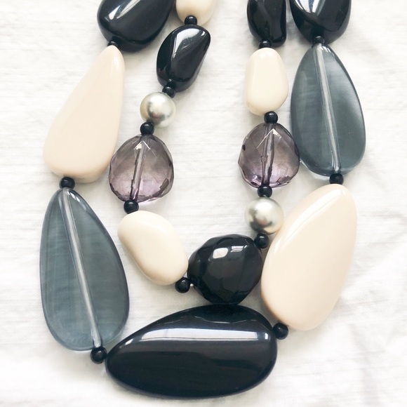 Black Cream Purple Grey Silver Layered Multistrand Bead Statement Necklace - Picture 2 of 9